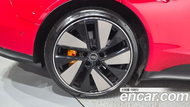 Audi e-tron GT 2022 — photo 5