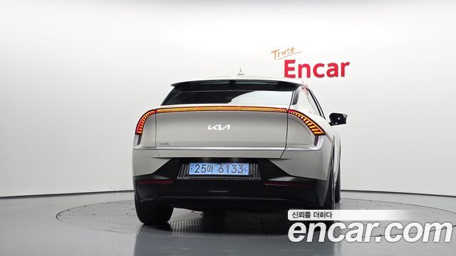 Kia EV6 2023 — photo 4