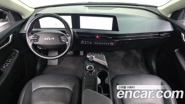 Kia EV6 2023 — photo 10