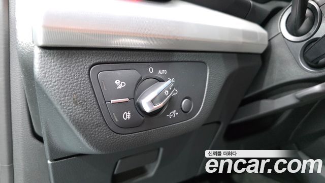Audi Q5 2022 — photo 27