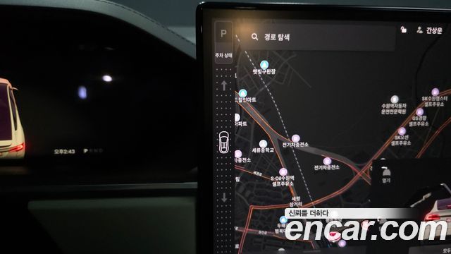 Tesla Model X 2024 — photo 12
