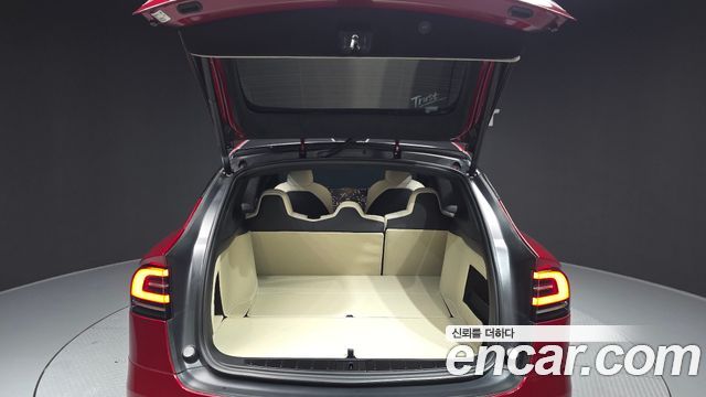 Tesla Model X 2024 — photo 26