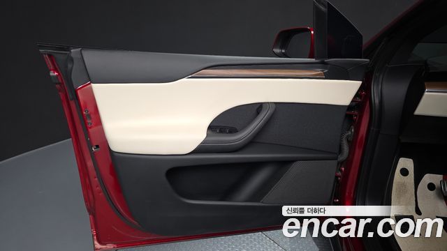 Tesla Model X 2024 — photo 14