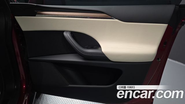 Tesla Model X 2024 — photo 15