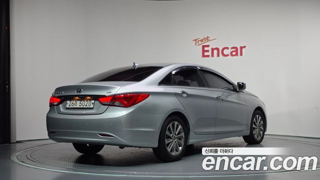 Hyundai Sonata 2014 — photo 2