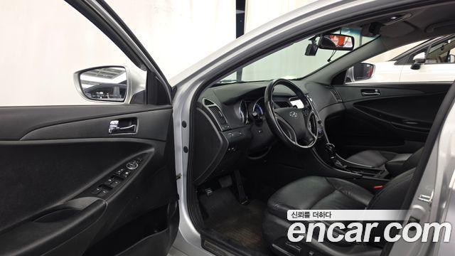 Hyundai Sonata 2014 — photo 10