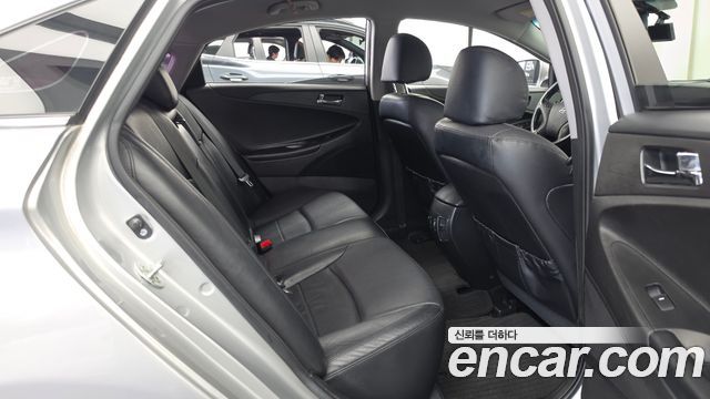 Hyundai Sonata 2014 — photo 12