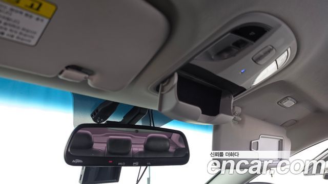 Hyundai Sonata 2014 — photo 17