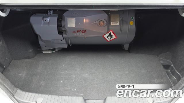 Hyundai Sonata 2014 — photo 20