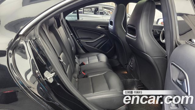 Mercedes-Benz CLA-Class 2017 — photo 12