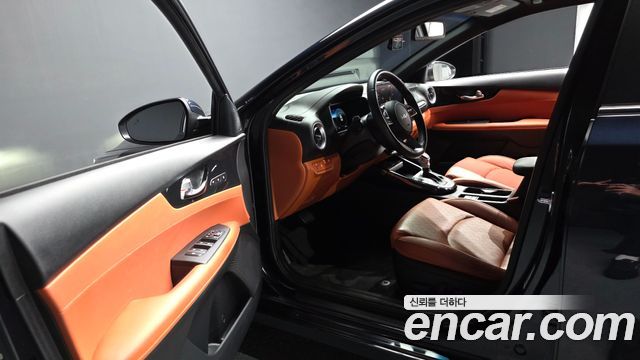 Kia K3 2022 — photo 13
