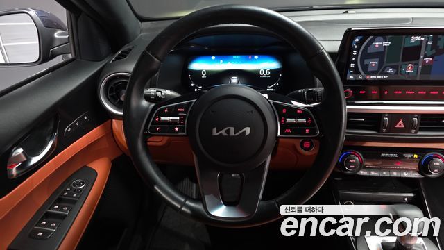 Kia K3 2022 — photo 19