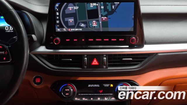 Kia K3 2022 — photo 20