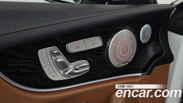 Mercedes-Benz E-Class 2018 — photo 25