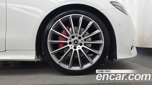 Mercedes-Benz E-Class 2018 — photo 7