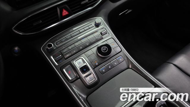 Hyundai Santafe 2021 — photo 12