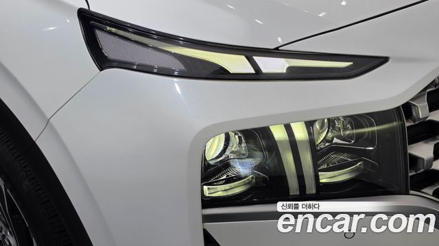 Hyundai Santafe 2021 — photo 8