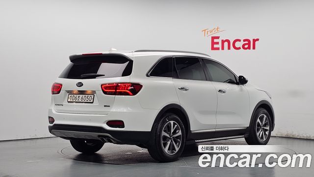 Kia Sorento 2019 — photo 2