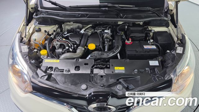 Renault Korea QM3 2016 — photo 6