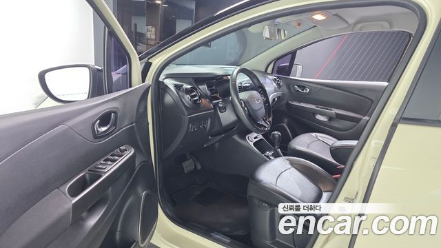Renault Korea QM3 2016 — photo 10