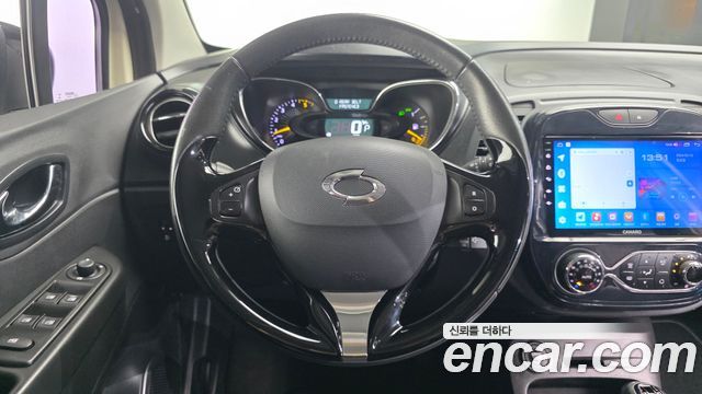Renault Korea QM3 2016 — photo 13