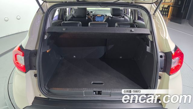 Renault Korea QM3 2016 — photo 20
