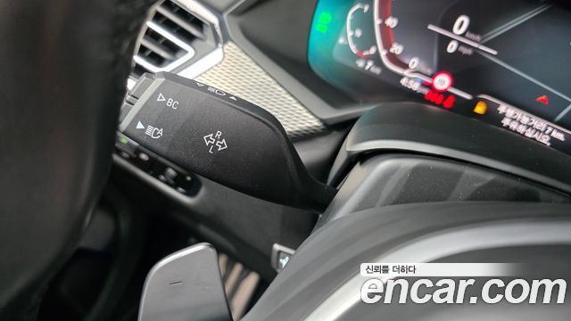 BMW X6 2021 — photo 25