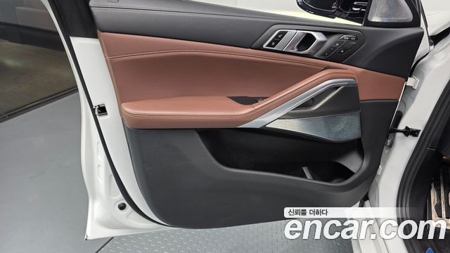 BMW X6 2021 — photo 14
