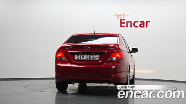 Hyundai Accent 2015 — photo 4