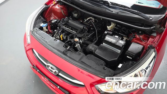 Hyundai Accent 2015 — photo 6