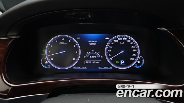 Hyundai Equus 2015 — photo 11