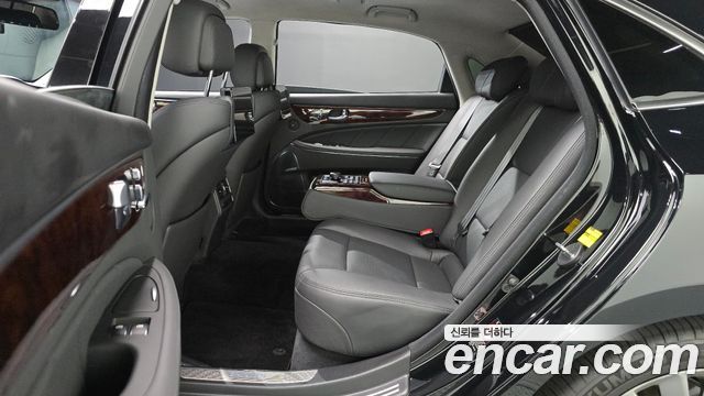 Hyundai Equus 2015 — photo 18
