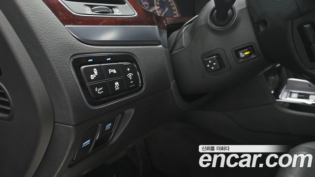 Hyundai Equus 2015 — photo 27