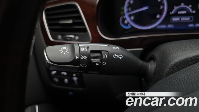 Hyundai Equus 2015 — photo 33