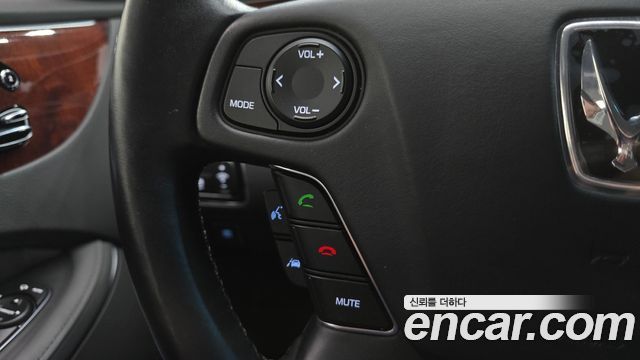 Hyundai Equus 2015 — photo 35