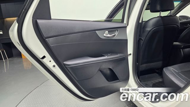 Kia K3 2020 — photo 15