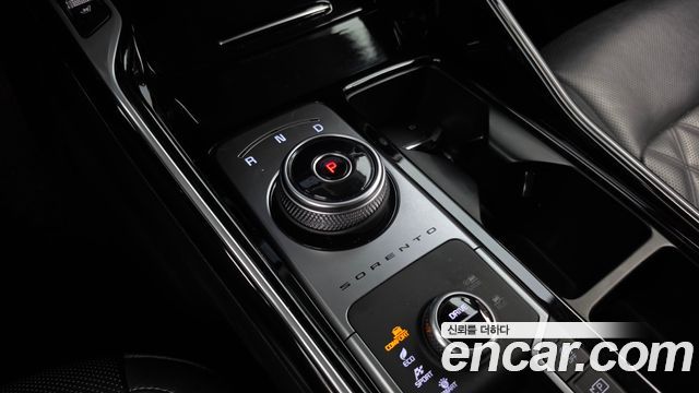 Kia Sorento 2022 — photo 12