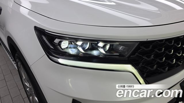 Kia Sorento 2022 — photo 8
