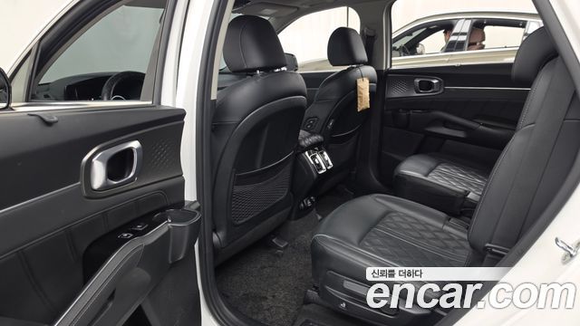 Kia Sorento 2022 — photo 16