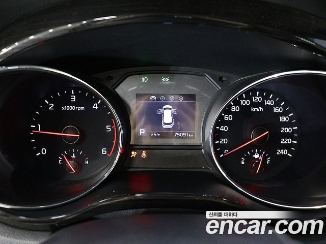 Kia Canival 2019 — photo 8