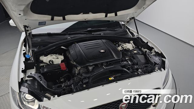 Jaguar F-PACE 2018 — photo 6