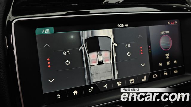 Jaguar F-PACE 2018 — photo 22