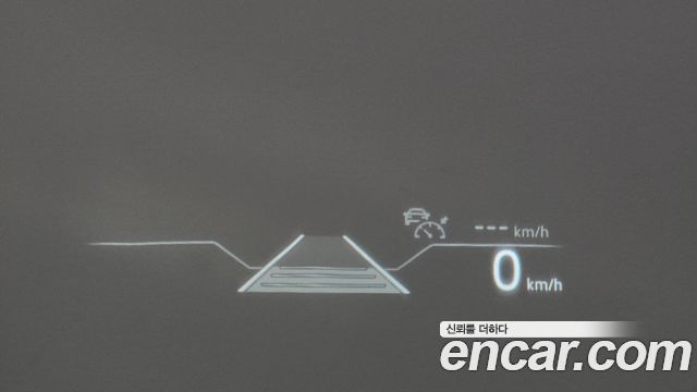 Volkswagen Touareg 2023 — photo 31