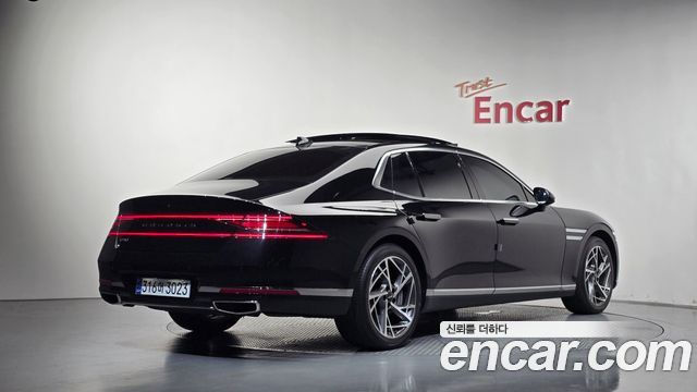 Genesis G90 2023 — photo 2