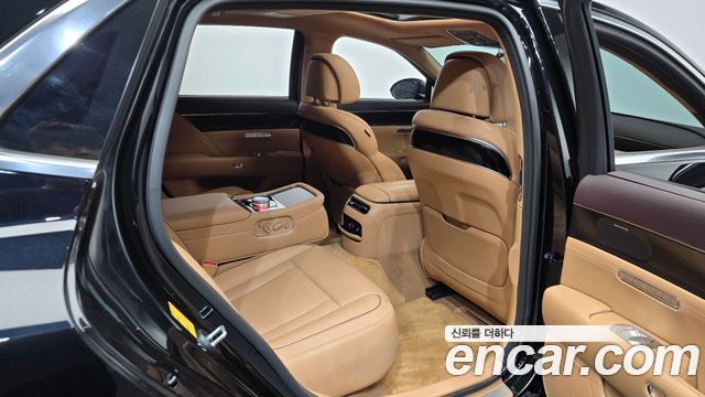 Genesis G90 2023 — photo 17