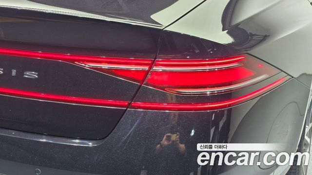 Genesis G90 2023 — photo 9