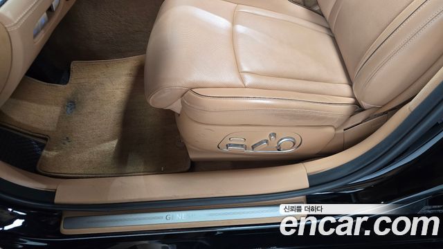 Genesis G90 2023 — photo 38