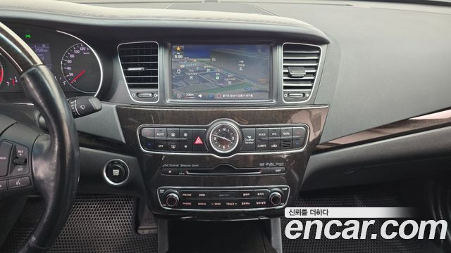 Kia K7 2013 — photo 18