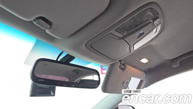 Kia K7 2013 — photo 23