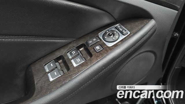 Kia K7 2013 — photo 28